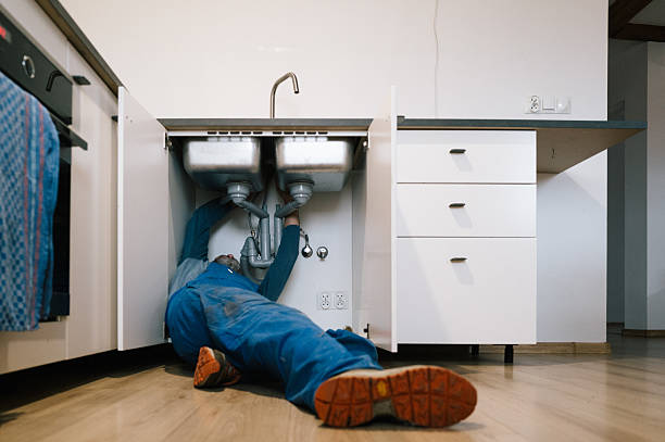 Professional Drain Cleaning technician working in Gilman, CT
